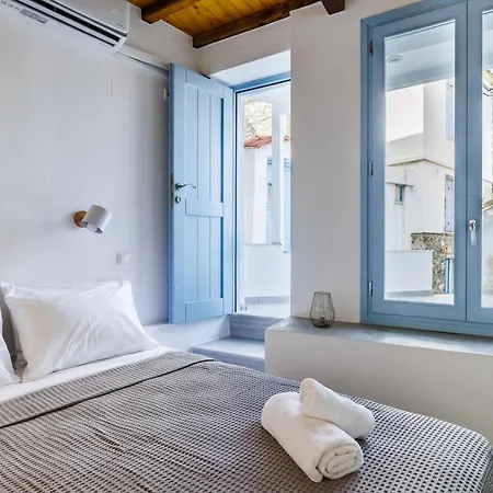 Strada * 斯科派洛斯