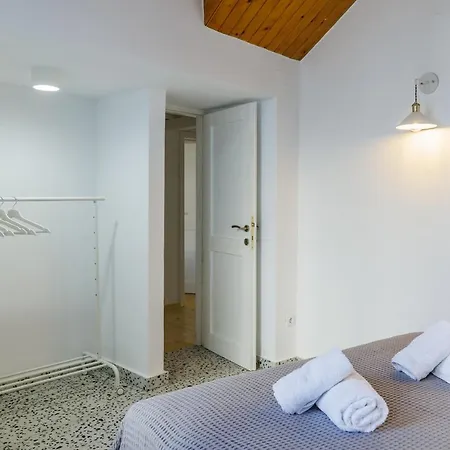 Strada 斯科派洛斯