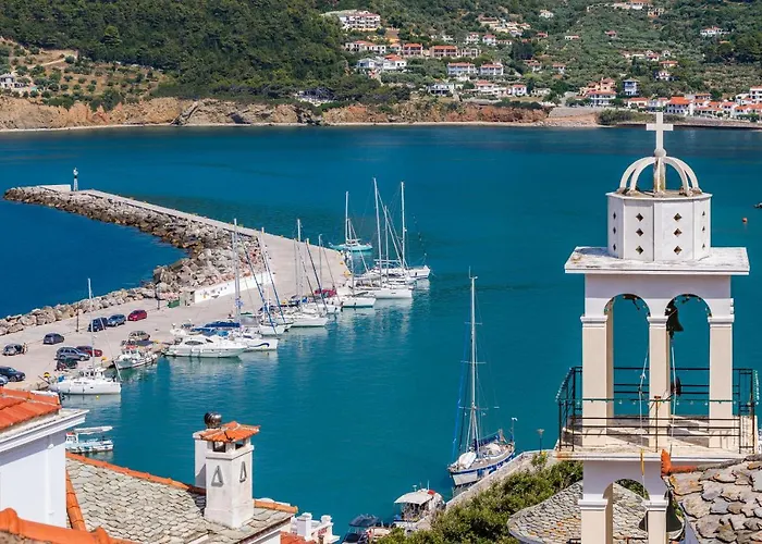 Strada Vila Skopelos